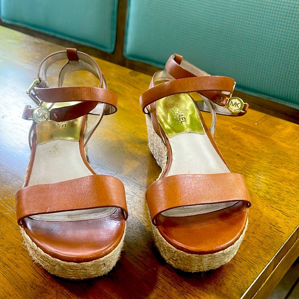 Michael Kors Size 8 Ankle Strap Platform Sandal